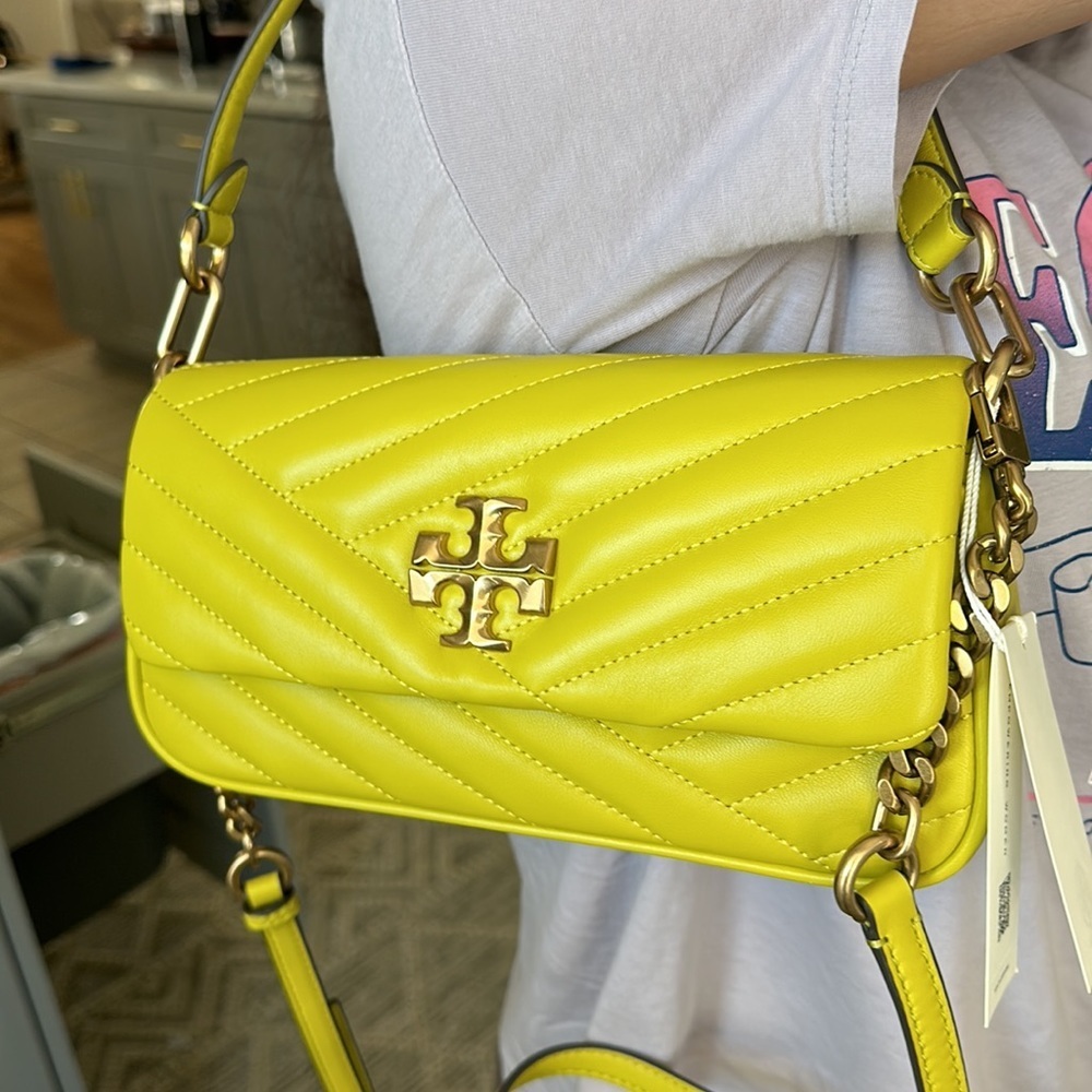 SMALL KIRA CHEVRON FLAP SHOULDER BAG - Picture 12 of 13